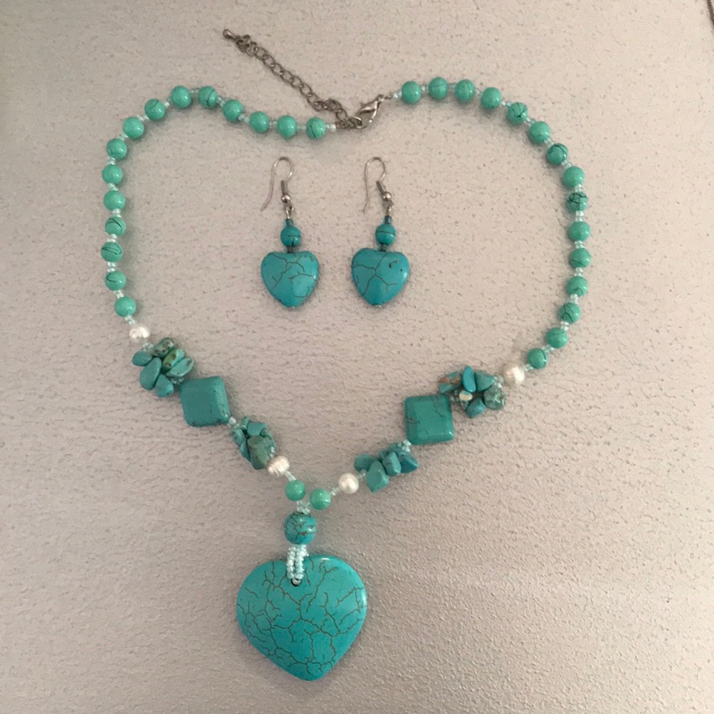 Turquoise necklace and earrings set